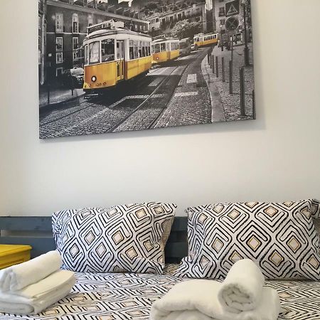 Love Inn Bairro Alto Lisboa Екстериор снимка