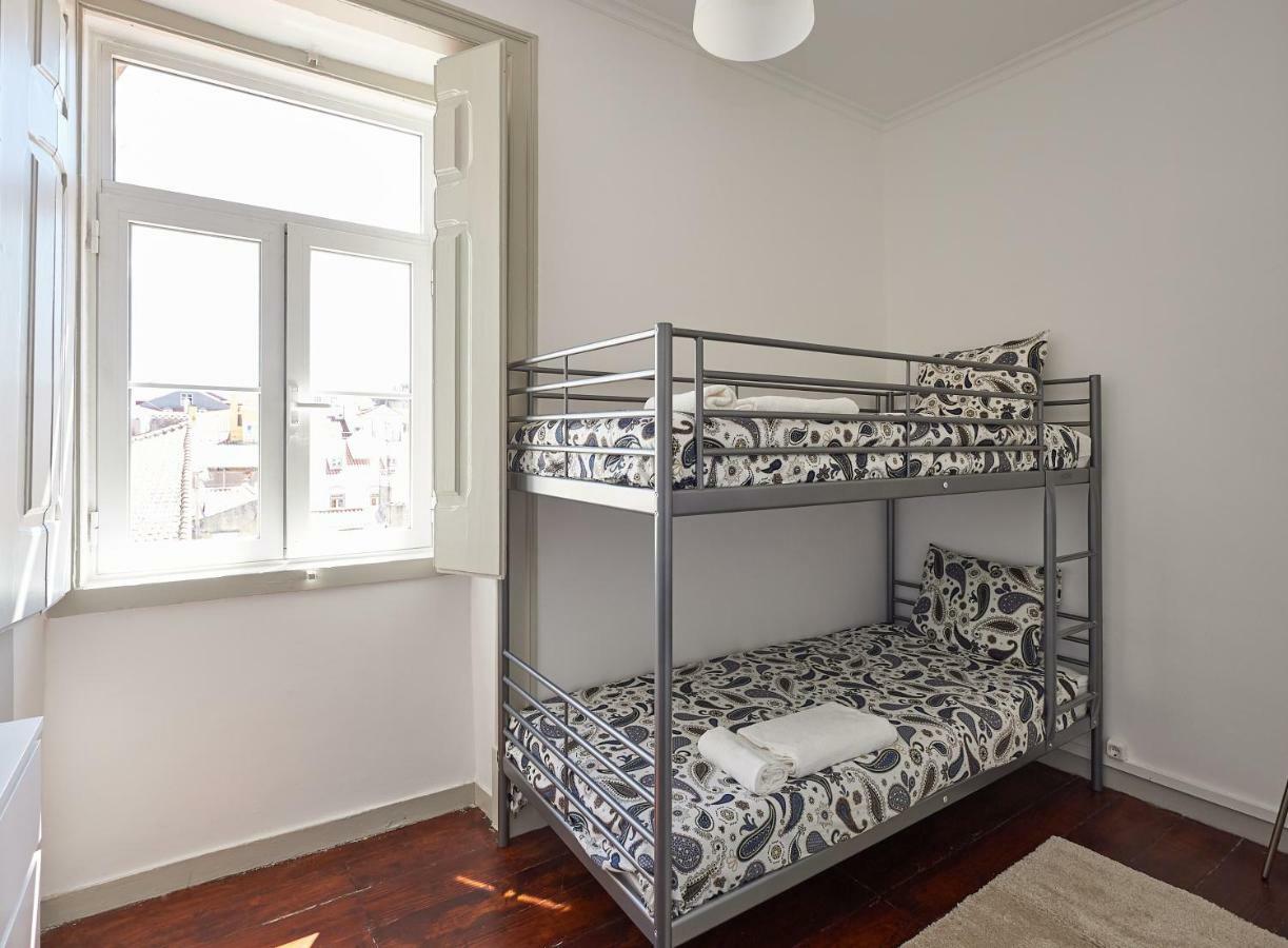 Love Inn Bairro Alto Lisboa Екстериор снимка