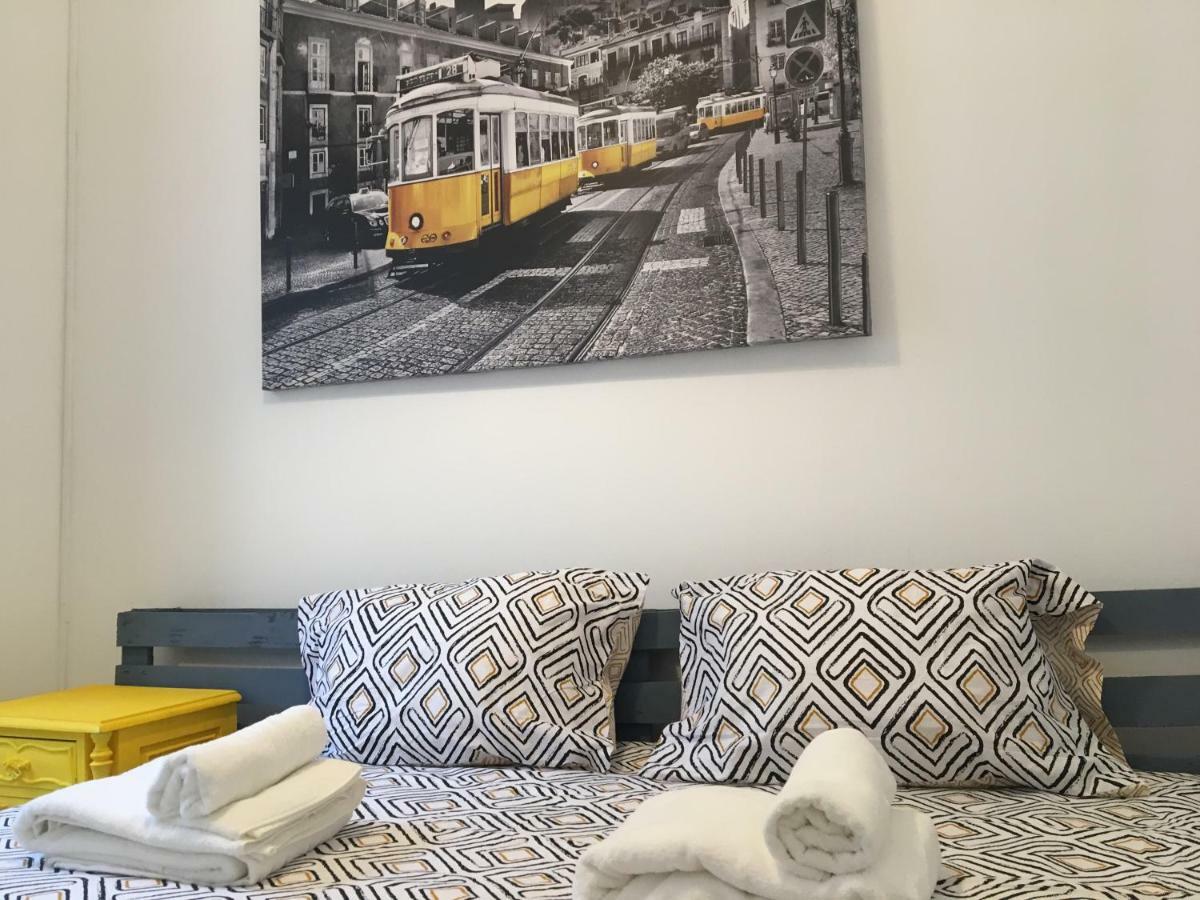 Love Inn Bairro Alto Lisboa Екстериор снимка